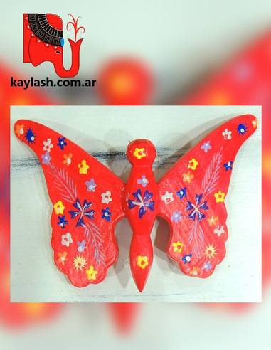 Mariposas coloridas en madera
Origen: Indonesia
