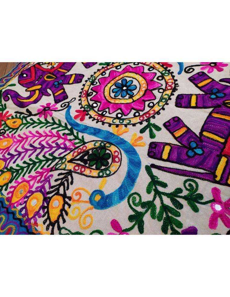 tapiz-redondo-bordado-decoracion-zen-artesanal-estilo-boho-chic-wall-art-textil-kaylash