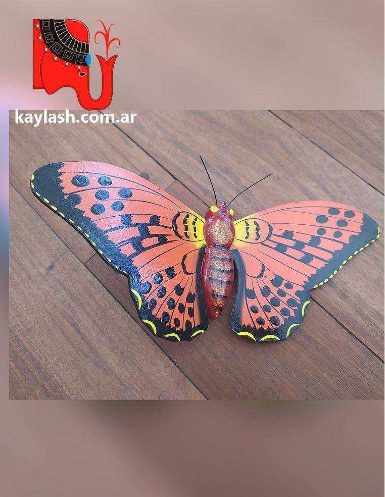 Mariposas de madera pintada Origen: Indonesia