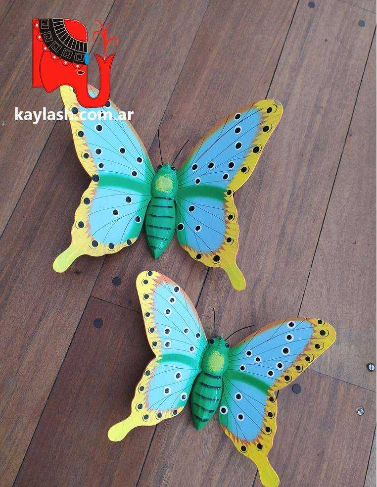 Mariposas de madera pintada Origen: Indonesia