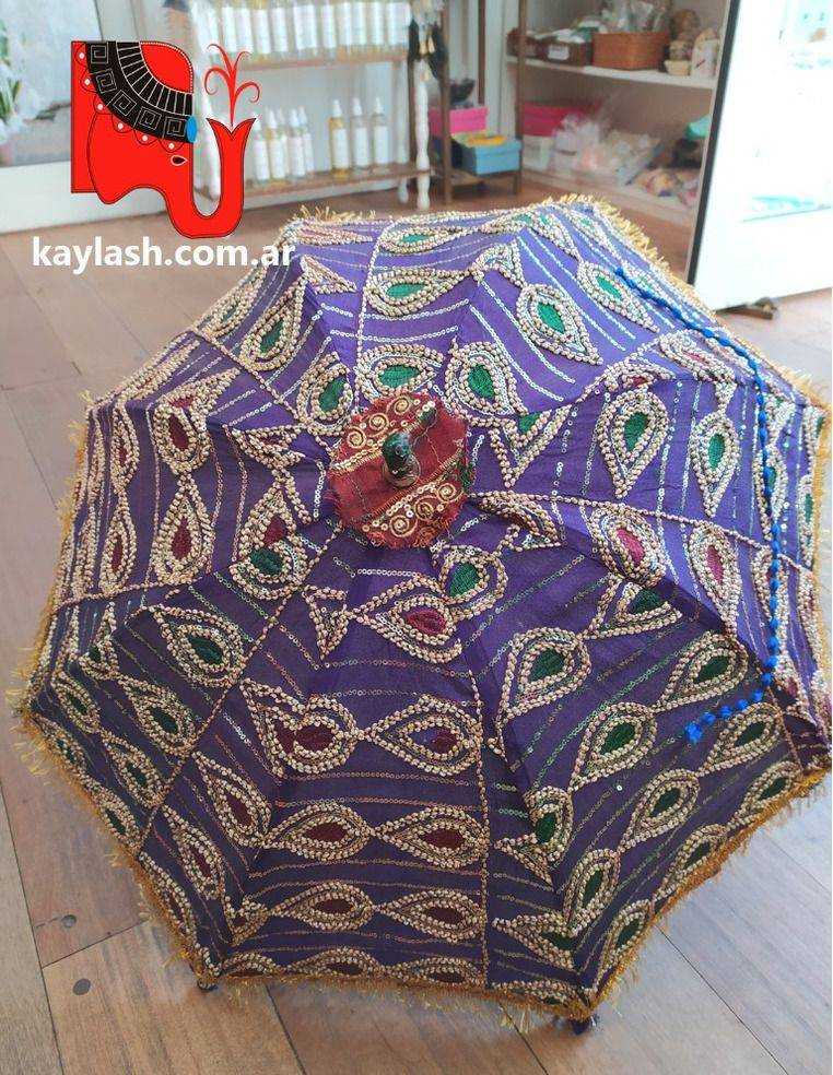paraguas-brillo-decorativo-artesanal-boho-chic-diseño-místico-luz-protección-kaylash