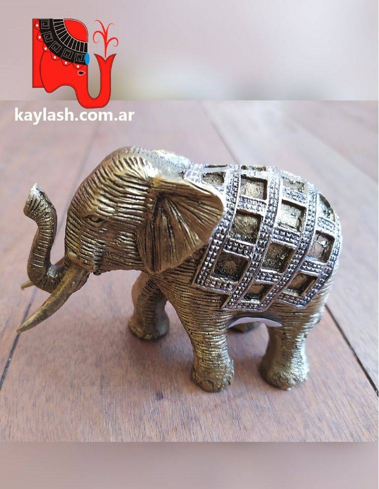 Elefante en resina
Protector del hogar y la familia