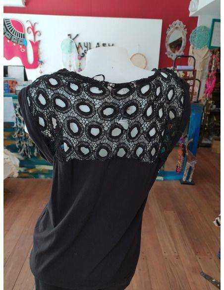 Remera calada Origen: India Remera calada Origen: India