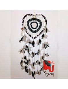 atrapasuenos-de-crochet-corazon-artesanal-blanco-decoracion-boho-chic-proteccion-hogar-kaylash