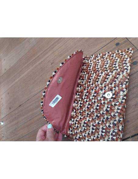 sobre-palm-leaf-cartera-mano-artesanal-hoja-palma-fibra-natural-moda-boho-chic-kaylash