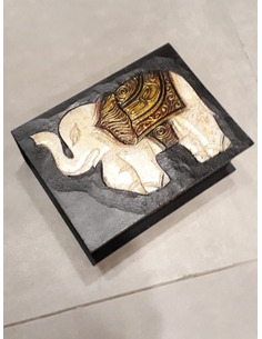 Caja tallada elefante