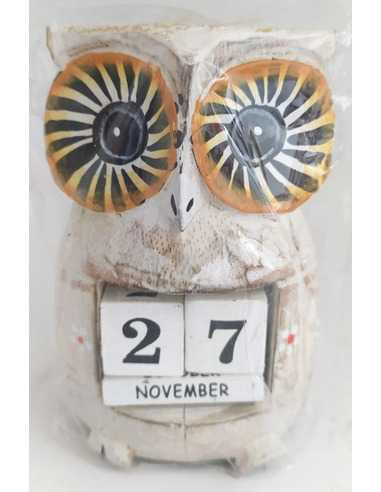 buho-calendario-perpetuo-madera-artesanal-decoracion-mistica-escritorio-kaylash