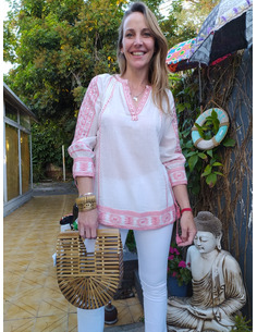 blusa-bordada-rosa-estilo-boho-chic-detalle-bordado-artesanal-mujer-kaylash