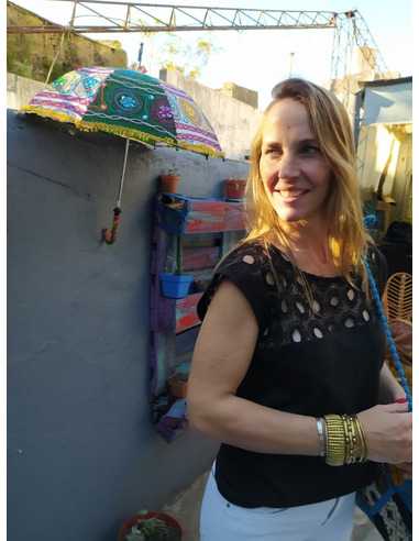 remera-calada-india-blanco-estilo-boho-chic-moda-artesanal-mística-kaylash