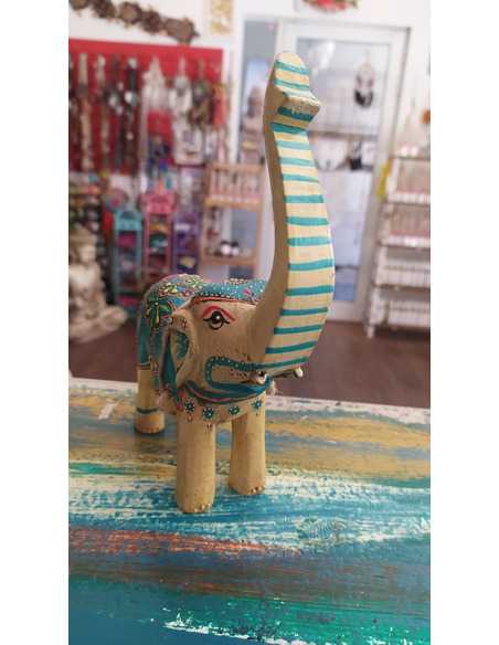 Elefante de trompa alta Elefante de trompa alta