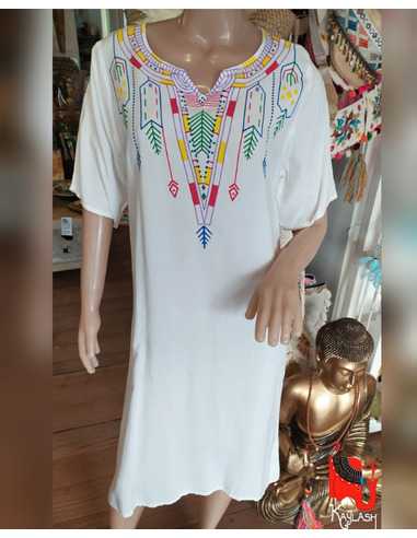 vestido-lineas-estampado-rayas-mujer-estilo-boho-chic-indumentaria-femenina-caida-fluida-kaylash-2026