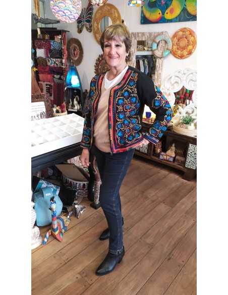 chaqueta-lucknow-bordada-artesanal-india-boho-chic-bordado-chikan-indumentaria-mujer-kaylash