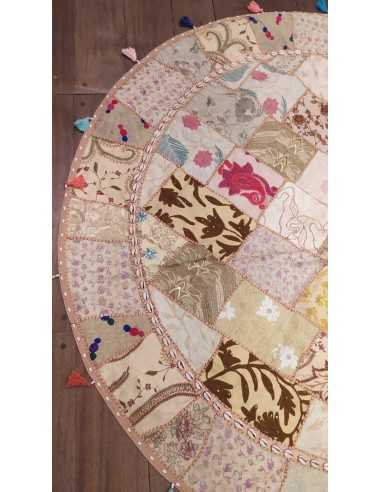 Alfombra mantel bordada Vars
