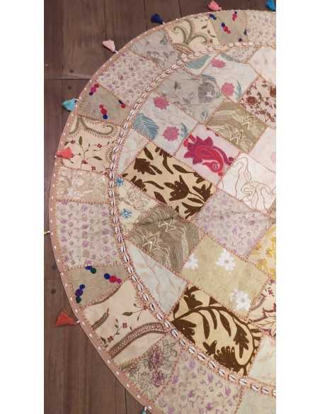 alfombra-mantel-bordada-vars-diseno-boho-chic-textil-artesanal-multifuncional-decoracion-hogar-kaylash