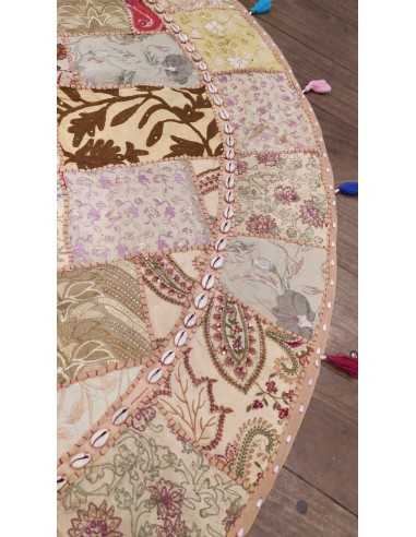 alfombra-mantel-bordada-vars-diseno-boho-chic-textil-artesanal-multifuncional-decoracion-hogar-kaylash