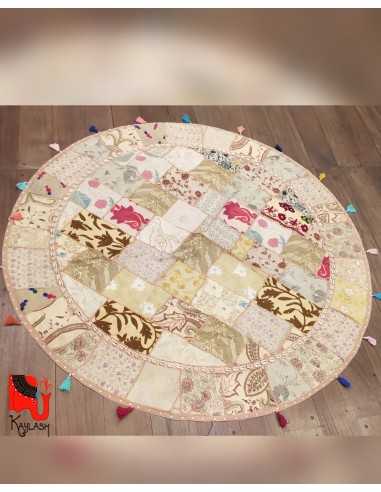 Alfombra mantel bordada Vars