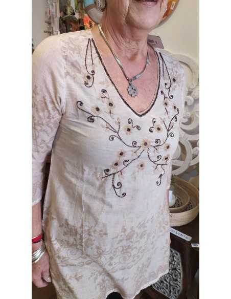 camisola-bordada-vars-estilo-boho-chic-con-detalles-artesanales-textura-fresca-kaylash