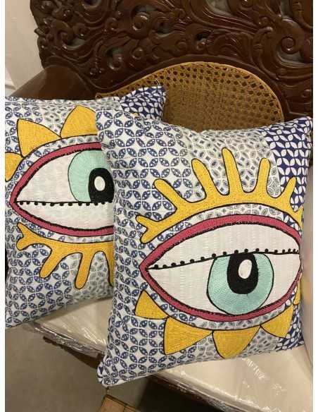 almohadon-ojo-de-la-proteccion-nazar-turco-bordado-decoracion-zen-mistica-hogar-kaylash