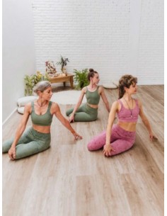 lulea-legging-antepasados-calza-yoga-sustentable-alta-compresion-estampa-etnica-kaylash