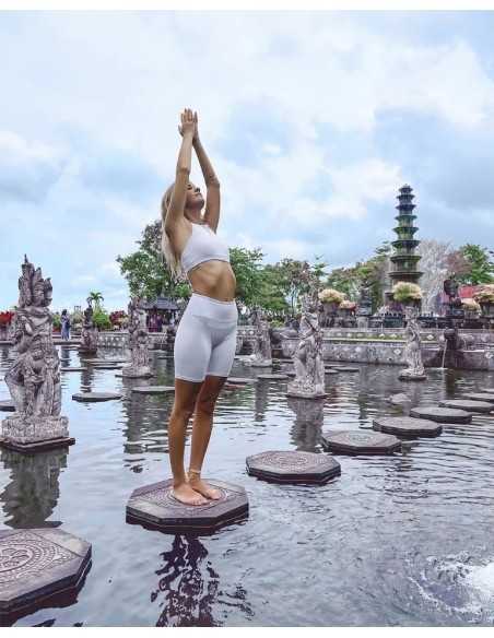 legging-3-8-new-white-calza-deportiva-capri-blanca-yoga-sustentable-lulea-kaylash