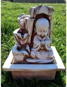 fuente-de-agua-monje-bebe-zen-decoracion-feng-shui-bienestar-kaylash