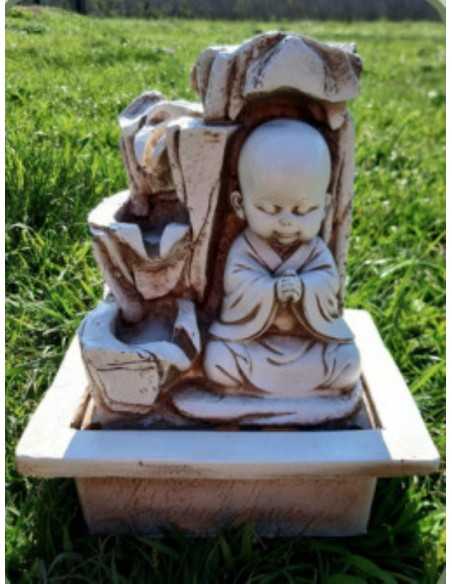fuente-de-agua-monje-bebe-zen-decoracion-feng-shui-bienestar-kaylash