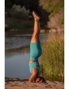 musculosa-deportiva-light-lulea-acqua-yoga-sustentable-dry-fit-kaylash