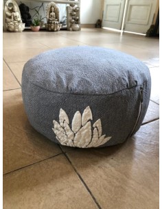 zafu-para-meditar-almohadon-ergonomico-yoga-zen-mindfulness-bienestar-hogar-kaylash 2