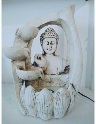 Fuente de Buda cascadas en loto