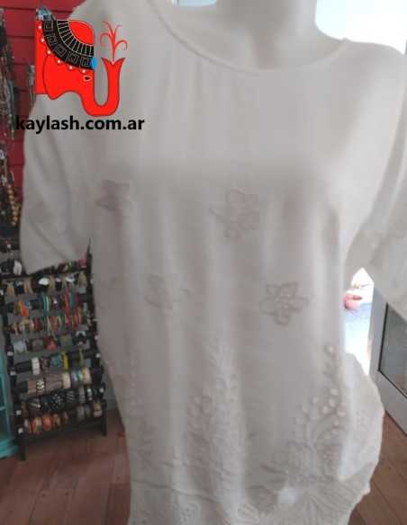 camisola-blanca-flores-boho-chic-estilo-hindu-indumentaria-femenina-kaylash camisola-blanca-flores-boho-chic-estilo-hindu-indumentaria-femenina-kaylash