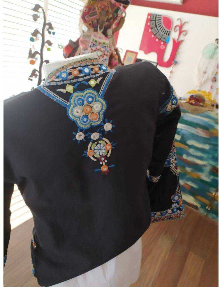 Chaquetas bordadas Toko Origen: India