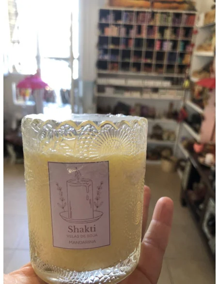 Vela de soja en recipiente de vidrio