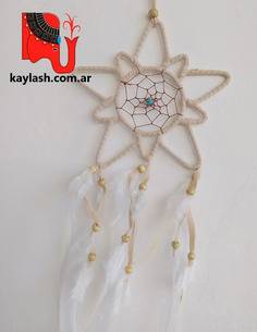 Atrapasueño Estrella Bali, gamuzado y con cuerpo de metal Origen: Indonesia