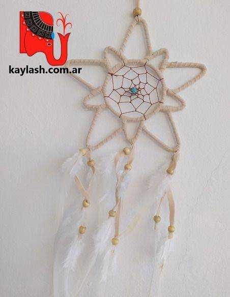 Atrapasueño Estrella Bali, gamuzado y con cuerpo de metal Origen: Indonesia