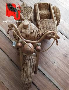 Moto de rattan con seagrass Origen: Indonesia