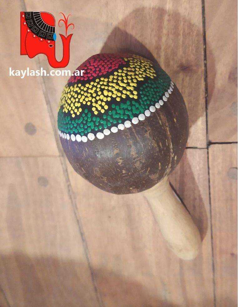 Maraca coco pintado 